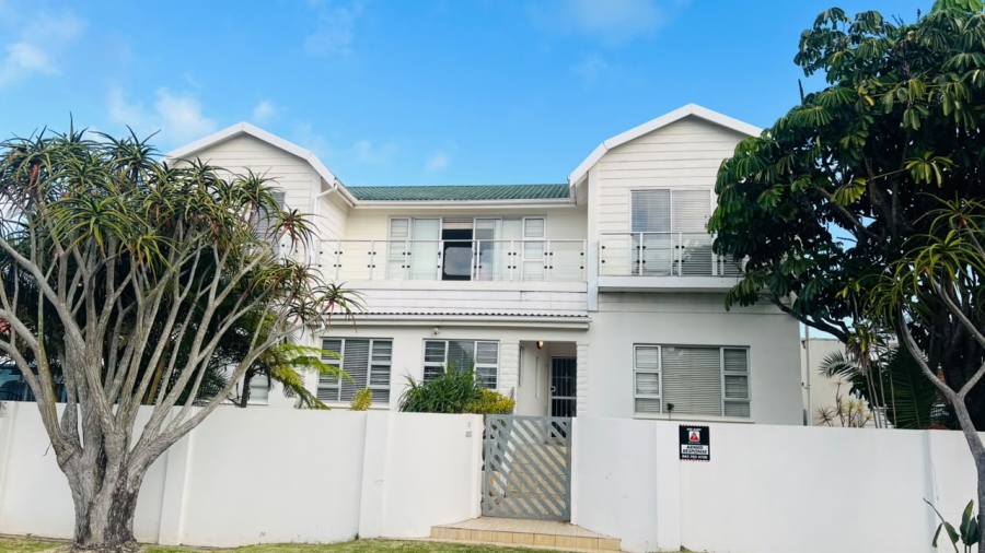 5 Bedroom Property for Sale in Greenfields Eastern Cape